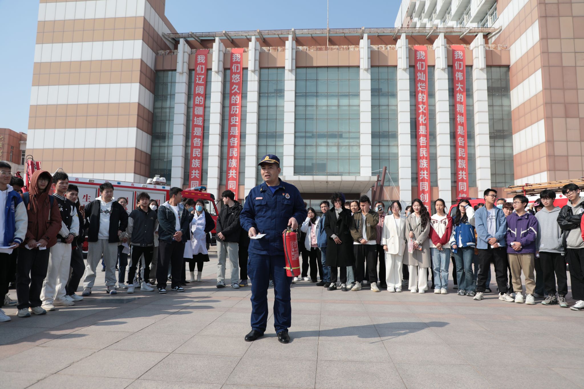 大庆市外国语学校图片