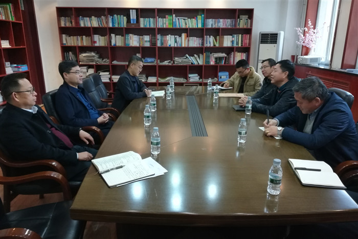 1573970153590096641.jpg 椤圭洰鍓寚鎸ャ�鍓牎闀夸簬闀块潚涓庢柦宸ユ�鎵垮寘鍗曚綅寰愭尝鎬荤粡鐞嗕竴琛屽骇璋堜氦娴�0191025_鍓湰.jpg